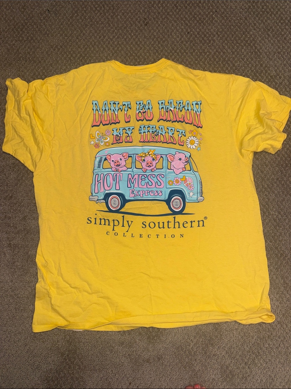 Simply Southern Womens Size XL "Don't Go Bacon My Heart" Yellow Graphic Tee
